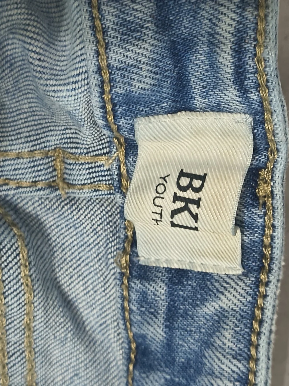 Buckle girls jeans $35